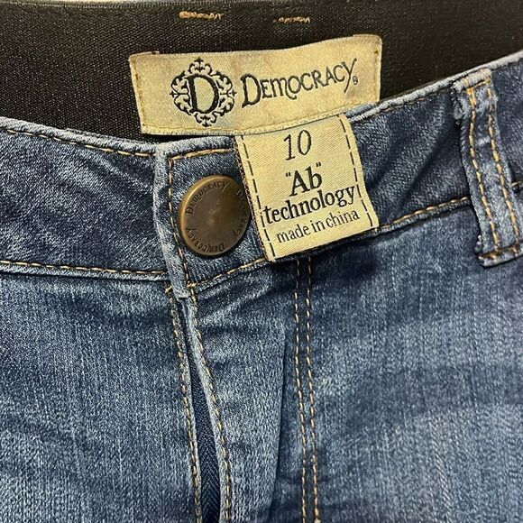 WOMEN’S DEMOCRACY “AB”TECHNOLOGY DENIM BERMUDA SHORTS SIZE 10 - Picture 5 of 5